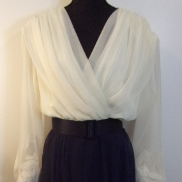 Ursula of Switzerland Dresses & Skirts - URSULA of Switzerland Sz 12 Navy Blue and Cream